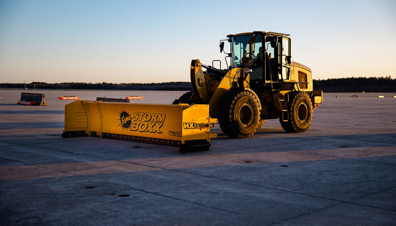 FISHER STORM BOXX HX pusher that has hydraulic wings